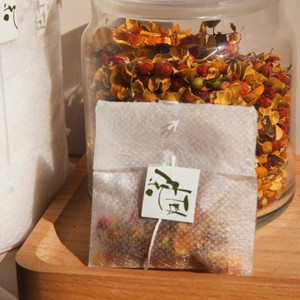 Sachets de thé jetables non tissés à pliage inversé, qualité alimentaire, pour emballage de thé - Product Image 1