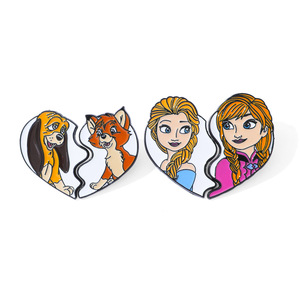 2 unid/set forma de corazón Anime <span class=keywords><strong>Manga</strong></span> Pin broche Pin Set Elsa y Anne el zorro y el perro de caza lindo Metal esmalte sombrero Pin para niñas - Product Image 6