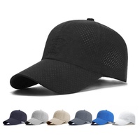 Gorra de béisbol deportiva de poliéster perforada de 6 paneles con malla cortada a láser, transpirable, impermeable y de secado rápido