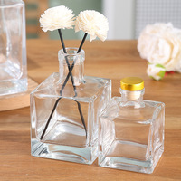 Botol Reed Diffuser Kaca Kosong Persegi dengan Sumbat Gabus, Botol Wadah Penyimpanan Minyak Aroma Aromaterapi Isi Ulang 200ml