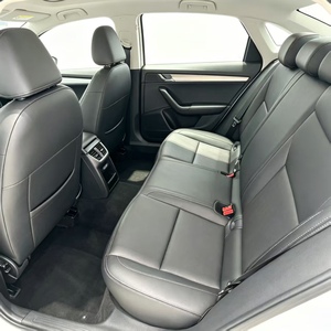 Unità Disponibile Immediatamente: <span class=keywords><strong>Skoda</strong></span> <span class=keywords><strong>Octavia</strong></span> Bianca <span class=keywords><strong>2020</strong></span>, 39.000 KM, 1.5L Automatica Comfort Sedan, Economica e Ben Conservata, per Esportazione - Product Image 6