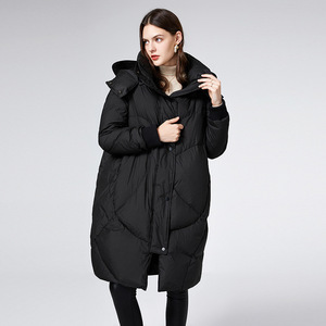 Giacca da <span class=keywords><strong>donna</strong></span> di lusso con cappotto lungo personalizzato bianco anatra piumino con cappuccio chiusura con cerniera taglie forti in poliestere per l'inverno - Product Image 4