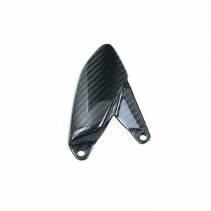 Protector de Talón de Fibra de Carbono Seca 3K para MV Agusta Superveloce 800 2020+ - Protector de Reposapiés para Motocicleta - Piezas de Competición - Product Image 5