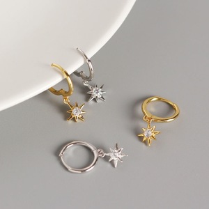 Boucles <span class=keywords><strong>d</strong></span>'oreilles étoile en <span class=keywords><strong>argent</strong></span> sterling 925 plaqué or 18 carats avec diamants CZ pour femme - Idéales pour le dropshipping - Product Image 6