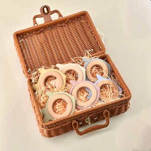 Jouet <span class=keywords><strong>de</strong></span> <span class=keywords><strong>dentition</strong></span> en silicone rond CE en bois pour nouveau-né, breloque <span class=keywords><strong>de</strong></span> <span class=keywords><strong>dentition</strong></span> en silicone et en bois - Product Image 2