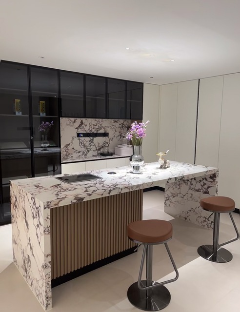 Modern Kitchen Cabinet Set Customized Modular Design Single Kitchen Island Table