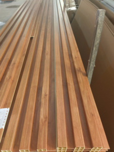 Panel Dinding Beralur WPC <span class=keywords><strong>PVC</strong></span> Tahan Air 160*24/22 MM untuk Penggunaan Dalam/Luar Ruangan Dekorasi Hotel Instalasi Interlocking Modern - Product Image 5