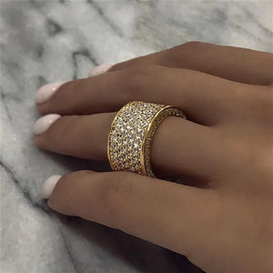 Anello dal Design Classico, Stile Elegante per Uomo e Donna - Product Image 2