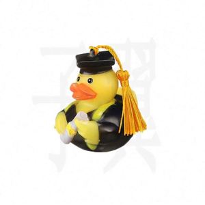 Canard en caoutchouc jaune amusant pour la remise des diplômes, unisexe, en gros, pour la douche et la baignade des enfants, jouets de bain flottants sonores - Product Image 4