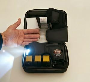 ไฟฉายส่งเสริมการขายกลางแจ้ง รีโมทคอนโทรล MagiUSA ขายส่ง ไฟฉาย LED ระยะไกลแบบกำหนดเอง คุณสมบัติไฟกระพริบ ปรับแต่งได้ - Product Image 2