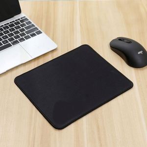 Tapis de souris personnalisés durables avec logo, accessoires de bureau personnalisés pour événements promotionnels, cadeaux d'entreprise - Product Image 4