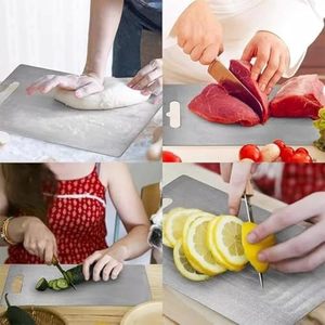 Planche à découper double face carrée durable en acier inoxydable 304 de qualité alimentaire pour la viande, les fruits, les légumes, la cuisine - Product Image 3