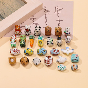 ลูกปัดเซรามิกลายการ์ตูนสัตว์เพ้นท์มือ รูปทรงหลากหลาย สำหรับทำสร้อยข้อมือ วัสดุทำเครื่องประดับ DIY - Product Image 3