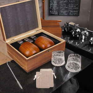 Juego de Piedras para Vino en Caja de Madera Premium, Cristal Hecho a Mano, Piedras Enfriadoras de Granito Natural, Accesorios de Bar Ecológicos - Product Image 3