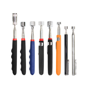 Outil de ramassage magnétique en acier inoxydable avec tige télescopique pour la réparation automobile et l'utilisation en atelier - Product Image 1