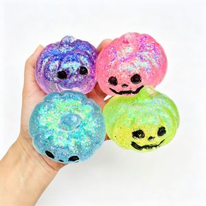 ของเล่นบีบมือรูปฟักทอง ค้างคาว ผี ประดับกลิตเตอร์ ยี่ห้อ USA Warehouse แพ็ค 72 ชิ้น ของขวัญวันฮาโลวีน พร้อมกล่องของขวัญ - Product Image 3