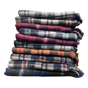 Colap Cubrecamas Tamaño Matrimonial, Gruesos, de Lana, Acrílico y Poliéster, Ecológicos, con Patrón Tejido Tradicional - Product Image 1