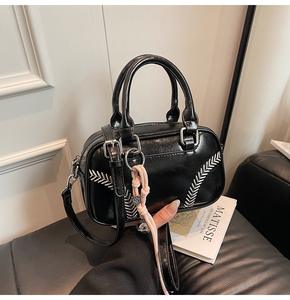 2025 nouveau sac à bandoulière unique pour femmes usine directe exportation transfrontalière fermeture éclair cartable Bowling Polyester mode - Product Image 6