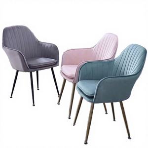 Silla de Comedor de Terciopelo Nórdico de Lujo, Patas de Madera, Silla de Descanso Ajustable para Sala de Estar y Dormitorio - Product Image 3