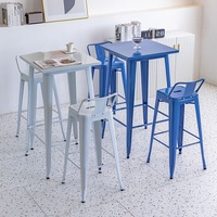 Table de bar carrée moderne et durable en aluminium et bois pour la maison, les bars, les hôtels, les restaurants, les ateliers et l'usage commercial