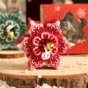 Cross-border Christmas snowflake scented <b>candle</b> ins Christmas fragrance gift box creative handmade scented <b>candle</b> holiday decora - Product Image 3