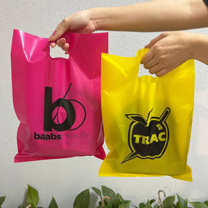 Sacs shopping en plastique rose imprimés sur mesure, sacs découpés, sacs d'emballage pour vêtements, cosmétiques, bijoux, avec poignée et logo personnalisé - Product Image 5