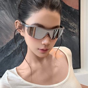 แว่นกันแดดกีฬาสไตล์ยุโรปและอเมริกา UV400 โพลาไรซ์กันลมสำหรับขี่จักรยานวิ่งกลางแจ้งผู้หญิงกรอบสีดำเมอร์คิวรี่ - Product Image 1