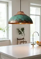 Suspension moderne artisanale en cuivre oxydé, style industriel et rustique, pour îlot de cuisine et restaurant