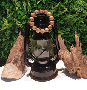 กำไลข้อมือไม้กฤษณาเวียดนามทรงกลม ขนาด 10 มม. 19 เม็ด ลายดอกไม้ ลายไม้ธรรมชาติ พร้อมน้ำมันหอมจากไม้กฤษณา - Product Image 1