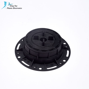 Piedestal en plastique auto-nivelant et réglable <span class=keywords><strong>pour</strong></span> la correction de pente, idéal <span class=keywords><strong>pour</strong></span> les terrains inégaux, le drainage des toits et le pavage extérieur - Product Image 1