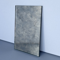 Vente en gros de verre miroir antique vieilli personnalisé de n'importe quelle taille pour des applications architecturales décoratives avec motif nuageux