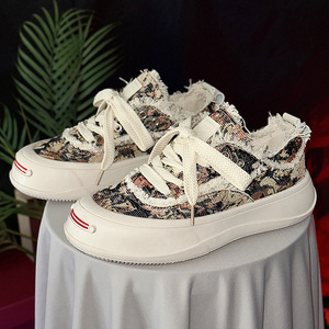 รองเท้าสเก็ตบอร์ดลำลองสำหรับผู้ชาย ฤดูใบไม้ผลิ ฤดูร้อน ระบายอากาศได้ดี พื้นหนา ผ้าใบ ทันสมัย รองเท้าทรง Dissolved Board - Product Image 4