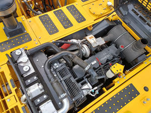 Motor de alta potencia KOMATSU Excavadora grande de orugas hidráulicas usadas al por mayor 20ton PC200 Excavadora de cubo de segunda mano - Product Image 4