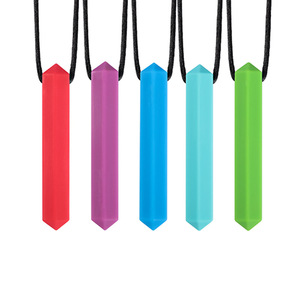 Bán buôn tùy chỉnh <span class=keywords><strong>Silicone</strong></span> Chew Vòng cổ mặt dây chuyền dính cảm giác nhai đồ chơi cho trẻ em tự kỷ chăm sóc răng miệng - Product Image 1