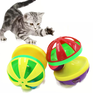 Juguetes para Gatos Interactivos de Colores Aleatorios, Lindos Juguetes de Entrenamiento para Mascotas, Pelota de Plástico con Sonido de Campana - Product Image 1