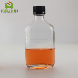 Flacon en <span class=keywords><strong>verre</strong></span> de 200ml bouteille <span class=keywords><strong>20cl</strong></span> Gin plat vodka whisky bouteille en <span class=keywords><strong>verre</strong></span> 7oz bouteille d'alcool avec bouchon en <span class=keywords><strong>plastique</strong></span> noir inviolable - Product Image 1