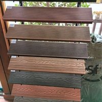 Planches de terrasse en composite bois-plastique (WPC) fabriquées par le fabricant, antidérapantes, résistantes à la moisissure, design moderne minimaliste, pour extérieur
