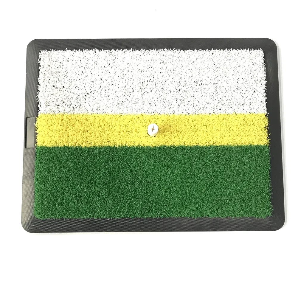 Портативный трехцветный коврик для игры в гольф с покрытием и тройниками для внутреннего и наружного применения