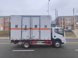 Vehículo de transporte especial tipo caja diésel Dongfeng para mercancías peligrosas, gases inflamables y carga explosiva Euro 4-6 - Product Image 4