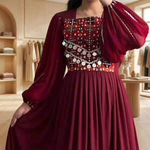 Robe de mariée Star Impex 2026, designs personnalisés, style indien/pakistanaise, vêtements ethniques unis, robe de mariée Kuchi faite à la main - Product Image 1