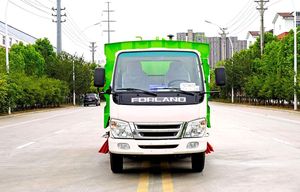 Camion de nettoyage de rue flexible et économe en énergie Clw personnalisé 4x2 3cbm pour balayage multifonctionnel - Product Image 3