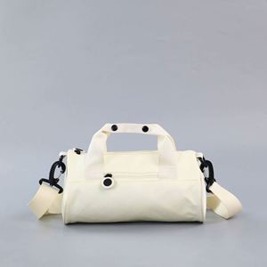 Bolsa Deportiva de Viaje para Gimnasio con Compartimento Impermeable para Zapatos, Correa de Hombro Ajustable, Ideal para Fin de Semana - Product Image 4