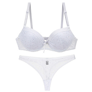 Jeunes filles mode élégant Sexy Transparent Push up <span class=keywords><strong>Invisible</strong></span> grande taille <span class=keywords><strong>soutien</strong></span>-<span class=keywords><strong>gorge</strong></span> en dentelle - Product Image 2