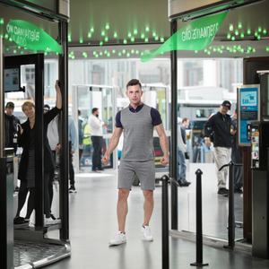 Ropa de Seguridad Personalizable Directo de Fábrica, Chaleco Antipuñaladas para Personal de Seguridad, Función Anticorte, Venta al Por Mayor Táctica - Product Image 1