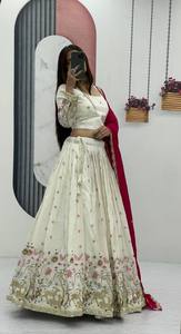 Lehenga choli เทศกาลที่มีคุณภาพสูงกับลำดับการเย็บปักถักร้อยหนักและชุดเดรส dupatta ทำงานด้ายมีสไตล์ - Product Image 2