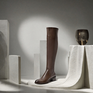 Botas Altas de Mujer por Encima de la Rodilla con Punta Puntiaguda, Cremallera Lateral y Tacón de 12 cm para Otoño e Invierno - Product Image 3