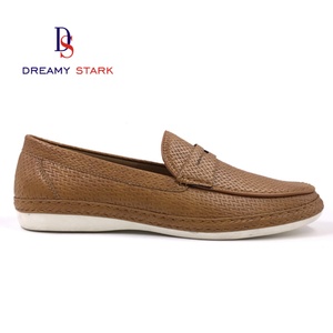 Nouvelles Chaussures Habillées Légères pour Hommes en Cuir Véritable Tressé et Gaufré, Façon Mocassins, Logo Personnalisé, Design Original, Idéales pour le Bureau, Collection Automne - Product Image 3