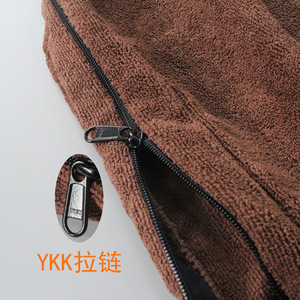 Sac absorbant en microfibre vert foncé pour le bain et le séchage des animaux après la pluie - Product Image 4