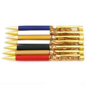 Stylo flottant liquide doré avec logo personnalisé, paillettes dorées et boule métallique - Product Image 4