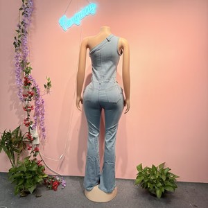 Nuova Tuta Intera da <span class=keywords><strong>Donna</strong></span> in Denim Lavato Elasticizzato con Spalle Scoperte, Vita Annodabile e Gamba Svasata, Outfit <span class=keywords><strong>Sexy</strong></span> Casual Stile Y2K Retrò - Product Image 2